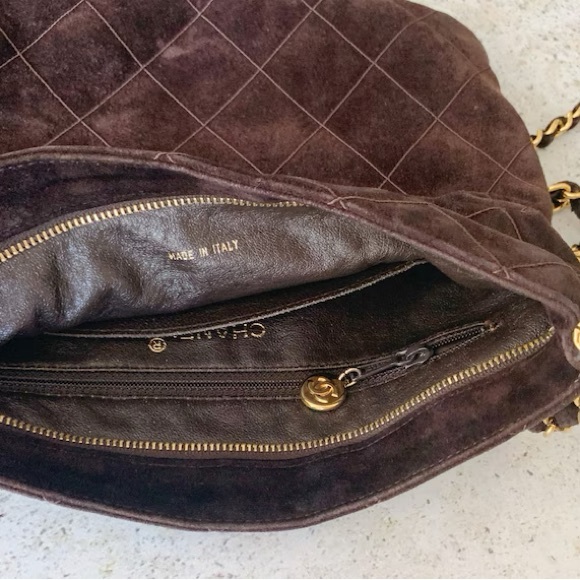 Vintage CHANEL Suede Quilted Purse Shoulder Bag - Picture 10 of 10